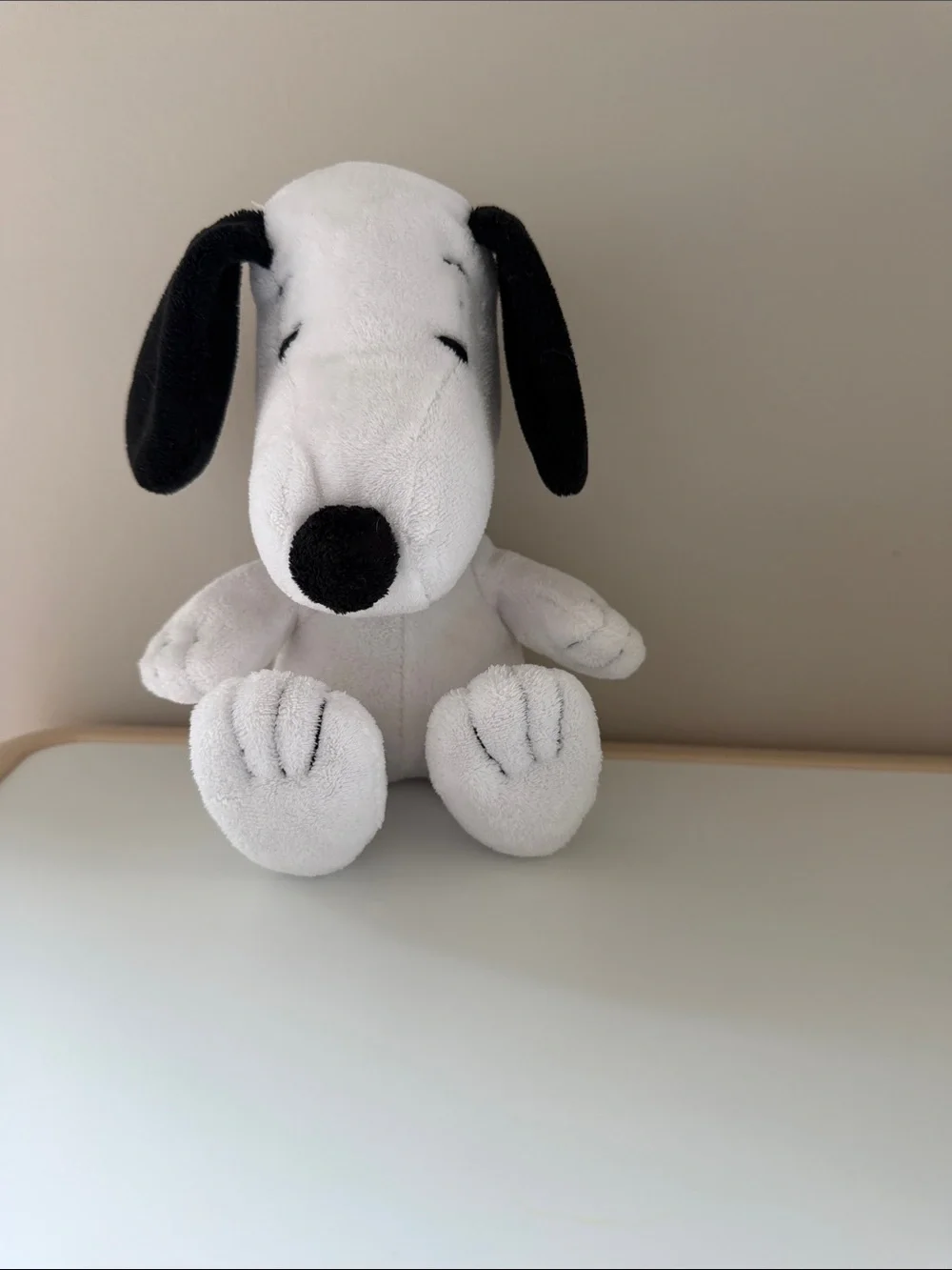 DanDee Snoopy plush toy